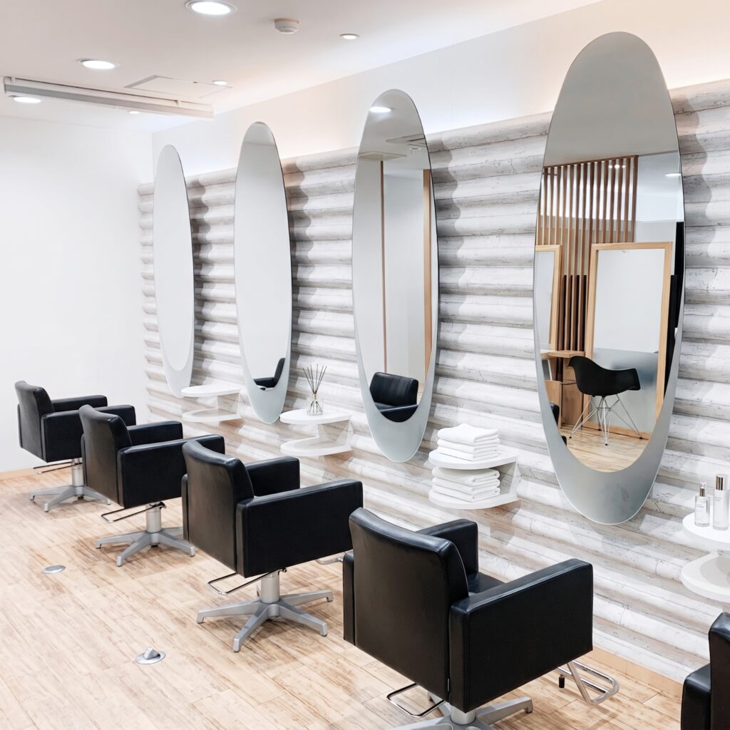 &g share salon 仙台のセット面を斜めから見た様子